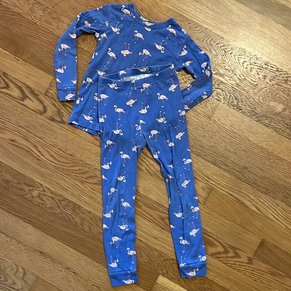 Gap flamingo 2 piece pajama set size 5T - Picture 1 of 3
